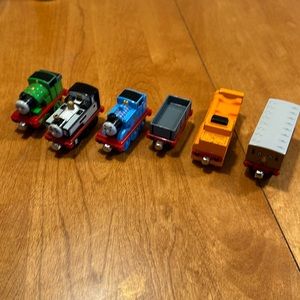 Thomas the train lot all metal including Percy & Freddie